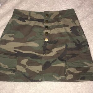 forever 21 camo mini skirt
